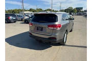 $5980 : 2017 Sorento LX V6 FWD thumbnail