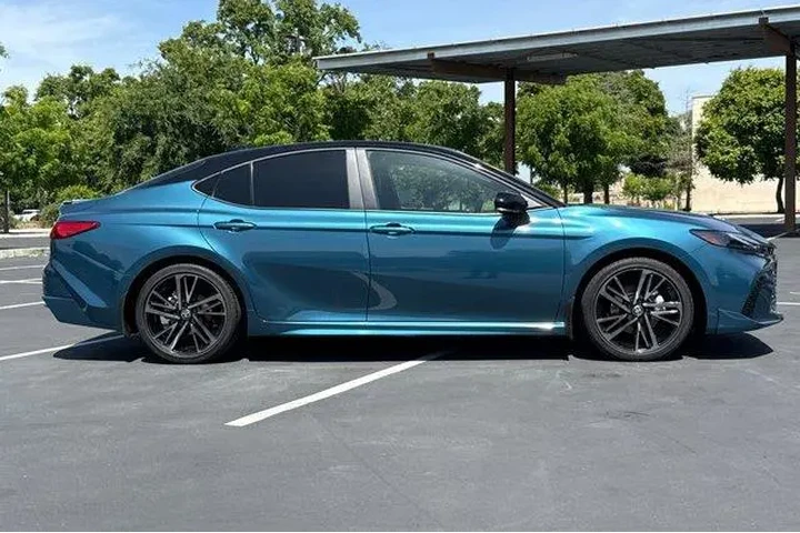 $34489 : Toyota Camry 2025 SE 4dr Sed image 10