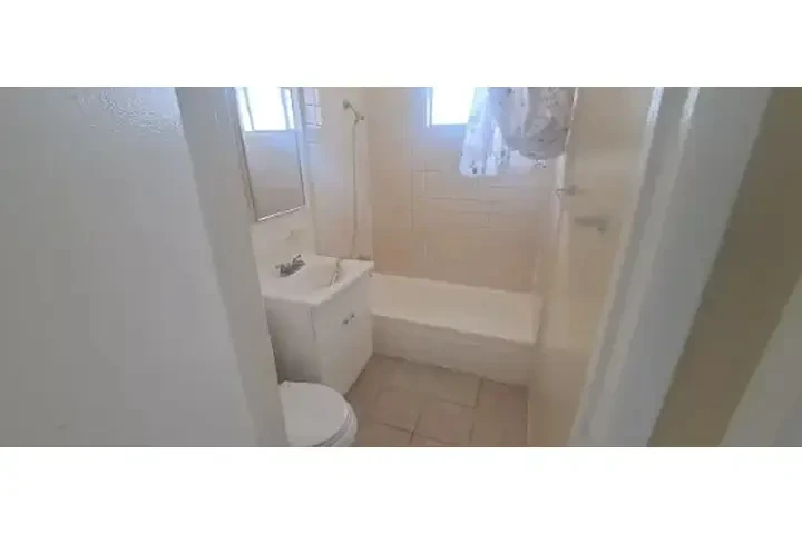 APARTAMENTO REMODELADO📍 image 6