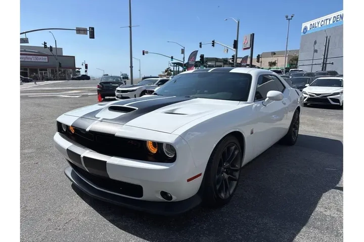 $39888 : Dodge Challenger 2022 R/T Sc image 3