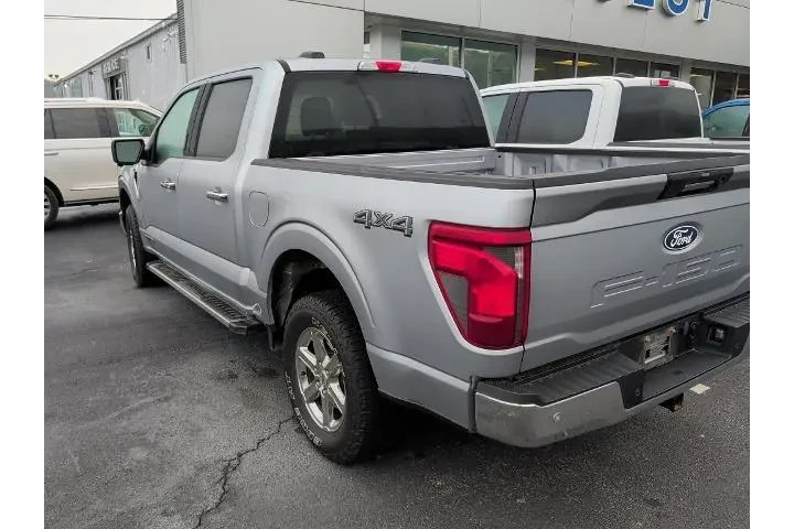 $37976 : Ford F-150 2024 4x4 XLT 4dr image 5