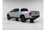 $36998 : Toyota Tacoma 2023 4x4 SR5 V thumbnail