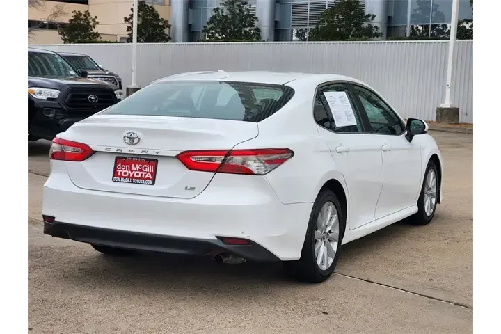 $15875 : Toyota Camry 2019 SE 4dr Sed image 5