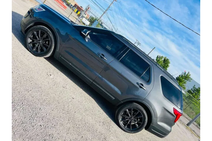$10499 : 2018 Explorer XLT image 4
