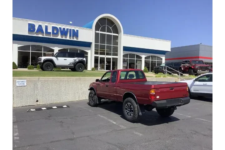 $24950 : Toyota Tacoma 1999 2dr SR5 V image 5