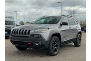$13333 : Jeep Cherokee 2016 4x4 Trail thumbnail