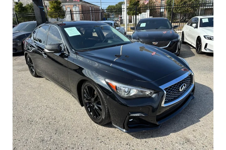 2021 Q50 LUXE image 3