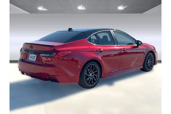 $31898 : Toyota Camry 2025 SE 4dr Sed image 9