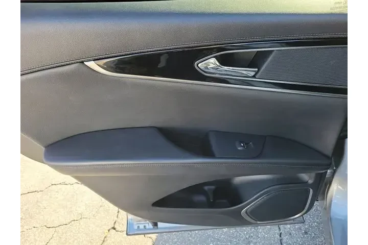 $30990 : Lincoln Nautilus 2023 AWD St image 9