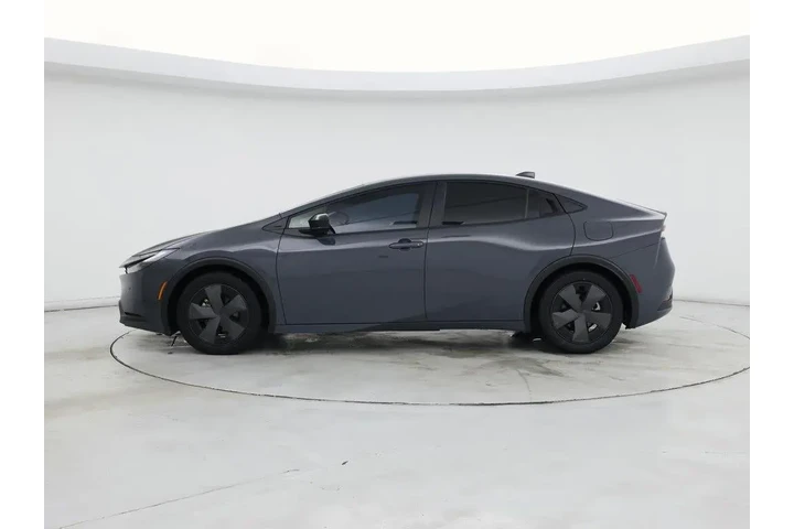 $28998 : Toyota Prius 2024 LE 4dr Hat image 3