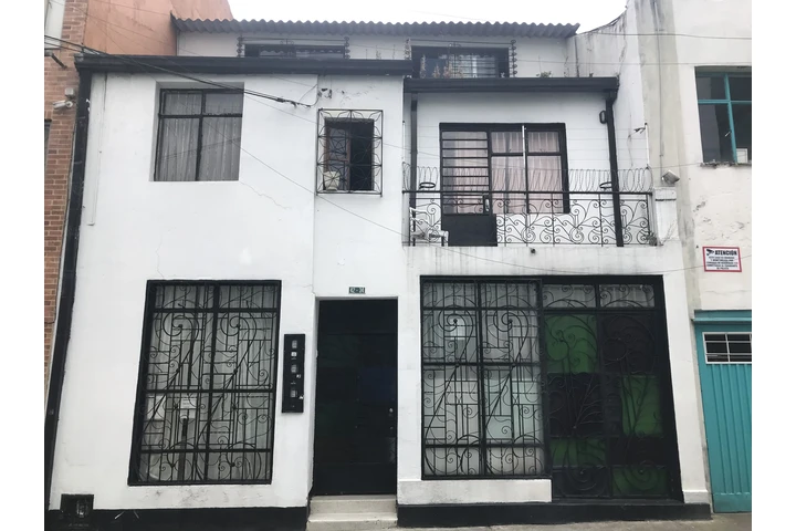 $500000 : HABITACIONES PARA DAMAS UNIVER image 1