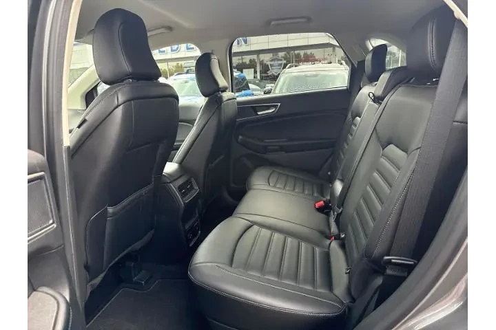 $24995 : Ford Edge 2022 AWD ST-Line 4 image 4