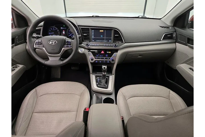 $11998 : Hyundai ELANTRA 2017 Limited image 9