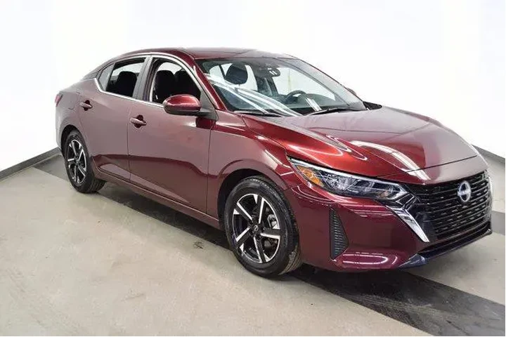 $20694 : Nissan Sentra 2025 SV 4dr Se image 2