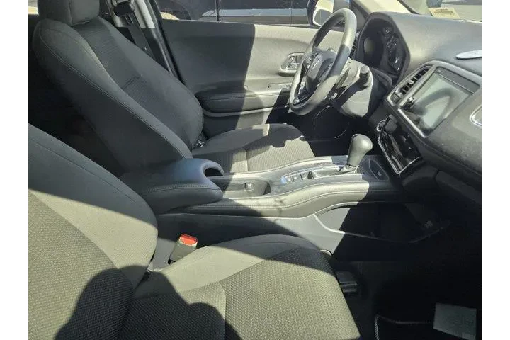 $20780 : Honda HR-V 2022 EX 4dr Cross image 3