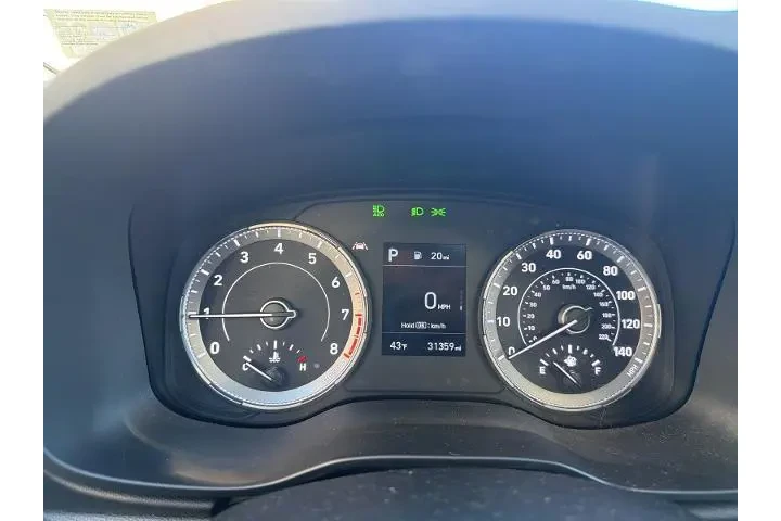 $18111 : Hyundai VENUE 2022 SEL 4dr C image 6