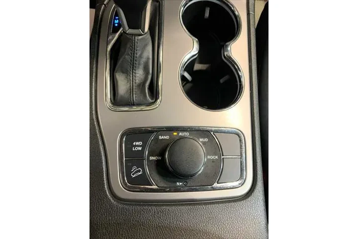 $26988 : Jeep Grand Cherokee 2021 4x4 image 7