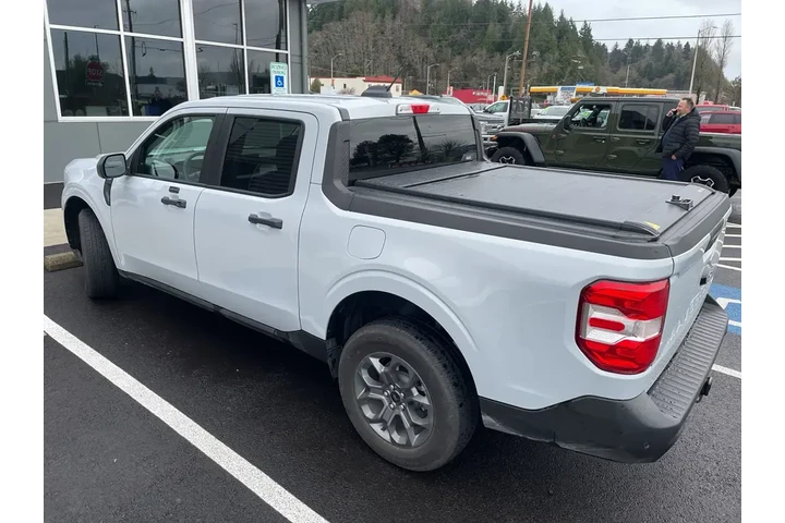 $31999 : Ford Maverick 2025 XLT 4dr S image 2
