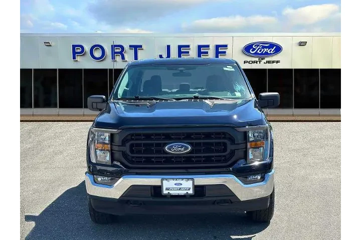 $39940 : Ford F-150 2023 4x4 Lariat 4 image 2