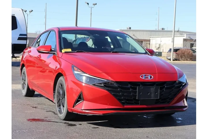 $12997 : Hyundai ELANTRA 2021 SEL 4dr image 1