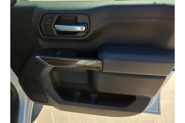 $27851 : Chevrolet Silverado 1500 202 image 9