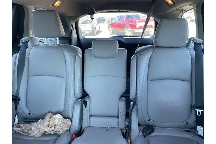$37992 : Honda Odyssey 2023 Touring 4 image 9