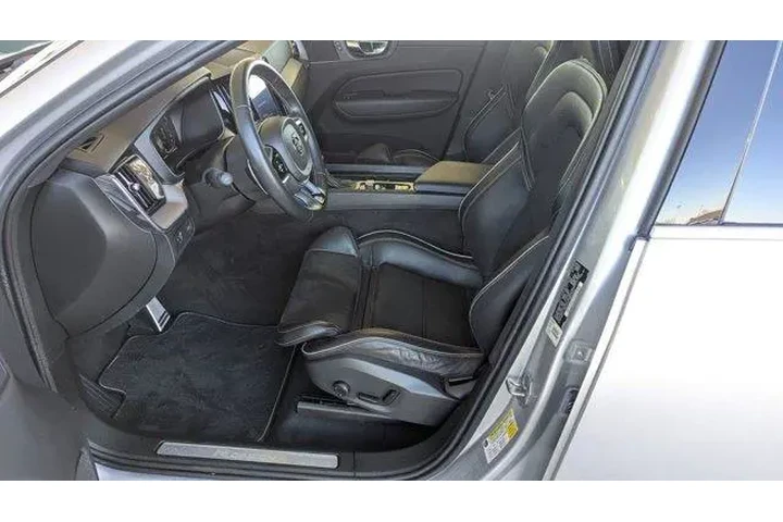 $18498 : Volvo XC60 2018 AWD T6 R-Des image 5