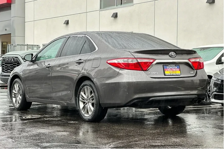 $9999 : Toyota Camry 2017 SE 4dr Sed image 6