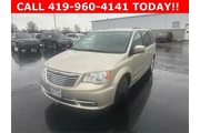 $7900 : Chrysler Town and Country 20 thumbnail