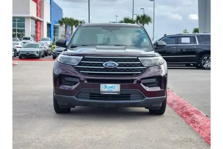 $25850 : Ford Explorer 2022 XLT 4dr S image 2