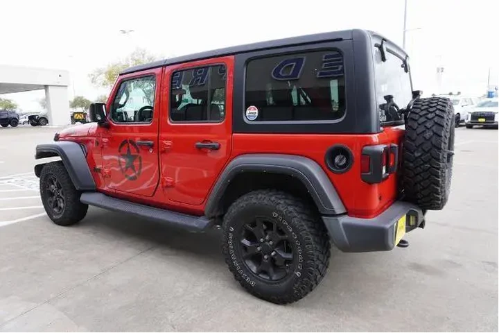 $31988 : Jeep Wrangler Unlimited 2022 image 4