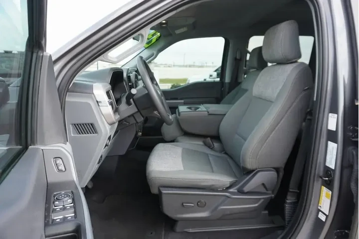 $39988 : Ford F-150 2023 4x4 XLT 4dr image 7