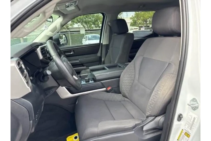 $39999 : Toyota Tundra SR5 image 1