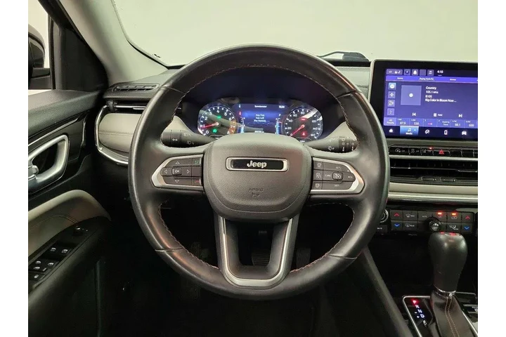 $22998 : Jeep Compass 2022 4x4 Limite image 10