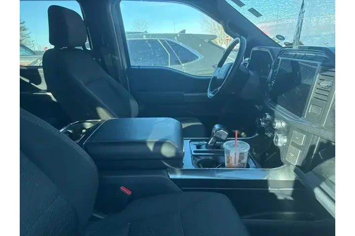 $38358 : Ford F-150 2023 4x4 XLT 4dr image 5