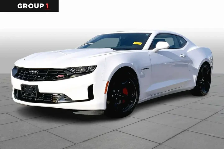 $26991 : Chevrolet Camaro 2023 LT 2dr image 1
