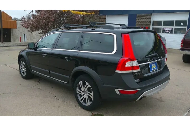 $12999 : 2015 XC70 T5 Drive-E Premier image 9