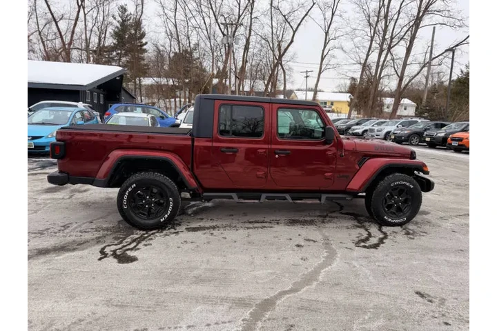 $24500 : 2021 Gladiator Willys Sport image 9