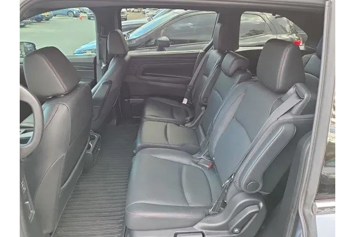 $36974 : Honda Odyssey 2024 Sport 4dr image 3