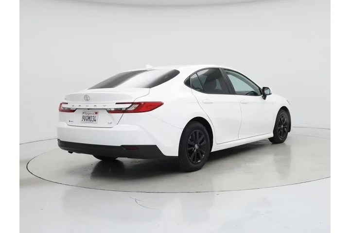 $26998 : Toyota Camry 2025 LE 4dr Sed image 8