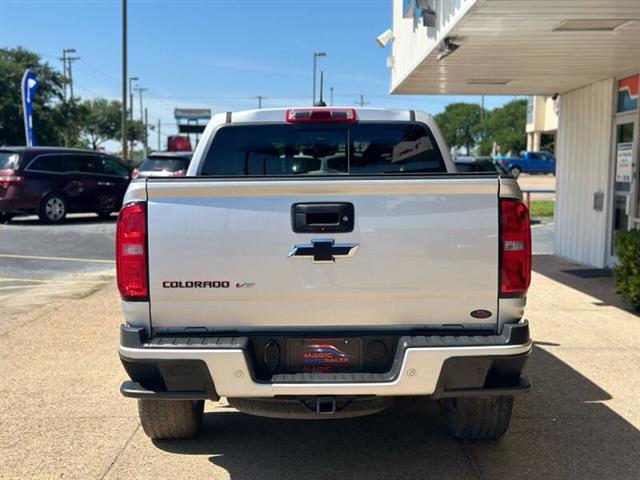 $26900 : 2019 Colorado LT image 8