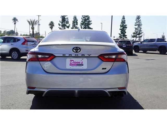 $23600 : 2021 Camry SE Sedan 4D image 7