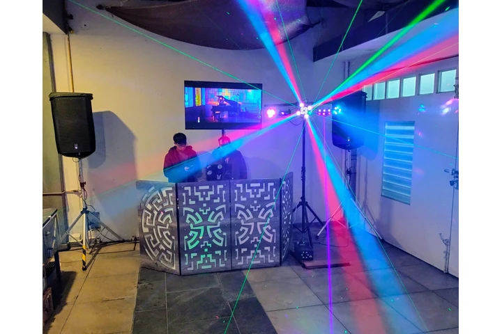 DJ, audio, Karaoke y pista image 3