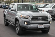 $32000 : Toyota Tacoma 2018 4x4 TRD P thumbnail