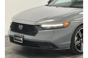 $28000 : Honda Accord Hybrid 2025 Spo thumbnail