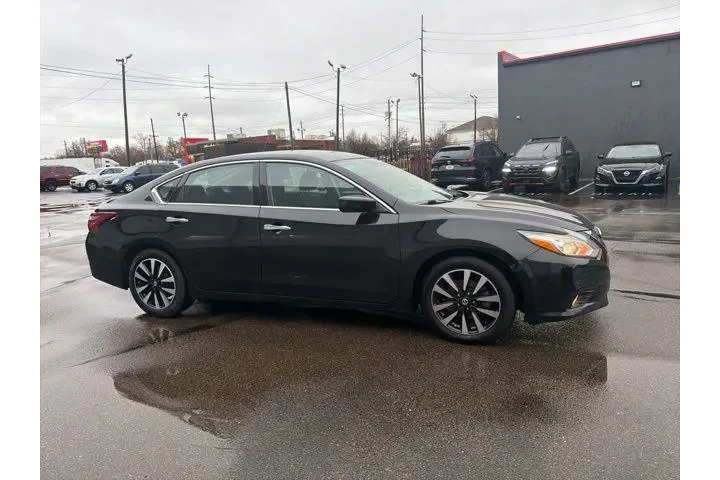 $10995 : Nissan Altima 2018 2.5 SV 4d image 3