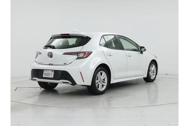 $21998 : Toyota Corolla Hatchback 202 image 8