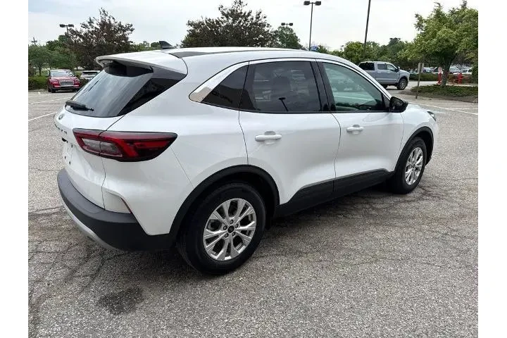 $24807 : Ford Escape 2024 Active 4dr image 10