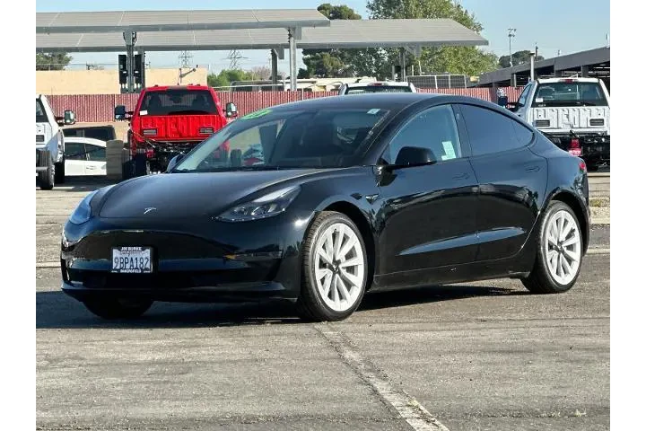 $23990 : Tesla Model 3 2022 4dr Sedan image 7