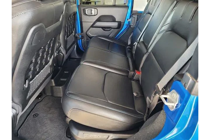 $31988 : Jeep Wrangler Unlimited 2022 image 6